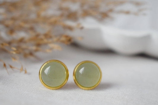Grüne Aventurin Ohrstecker, Kleine Edelstein Ohrringe, 18k vergoldeter Edelstahl Push Back, Minimalistischer Schmuck, Geburtsstein Geschenk für Sie