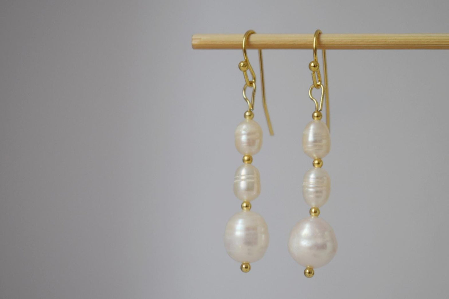 Freshwater Pearl Earrings, Statement Dangle Drop Earrings, 18k Gold Plated Surgical Stainless Steel hooks, Wedding Jewelry, Anniversary Gift