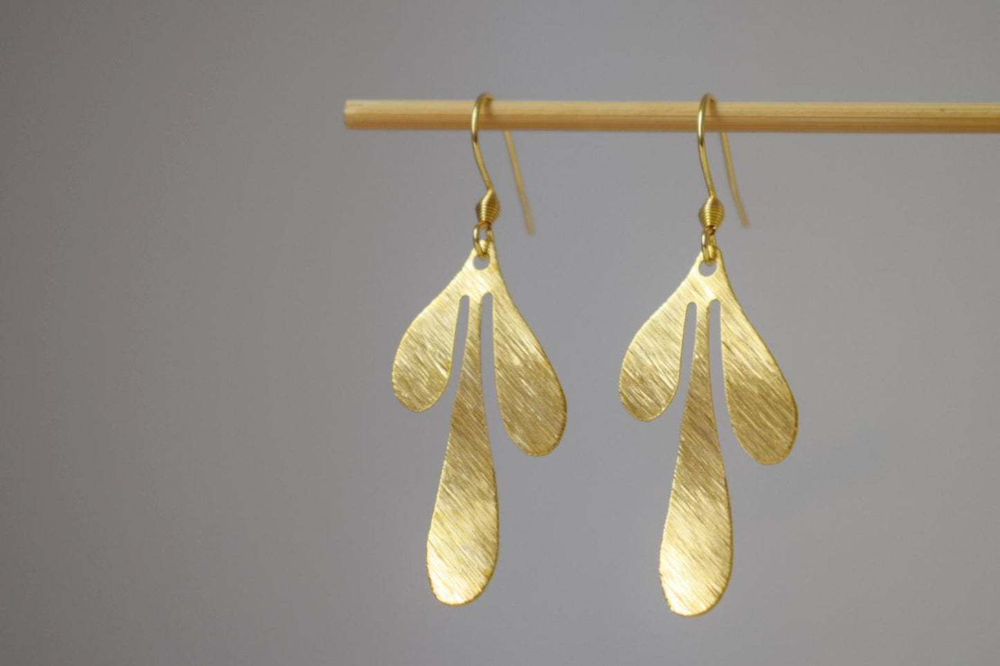 Leaf earrings for women, Dangle Drop earrings, 18k gold plated stainless steel, Boho earrings, Leaf golden jewelry, Unique gift for her