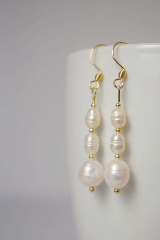 Freshwater Pearl Earrings, Statement Dangle Drop Earrings, 18k Gold Plated Stainless Steel hooks, Wedding Jewelry, Anniversary Gift For Her