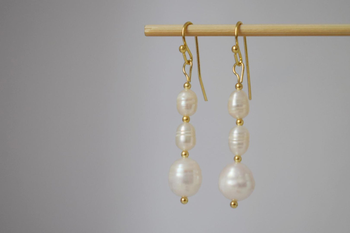 Freshwater Pearl Earrings, Statement Dangle Drop Earrings, 18k Gold Plated Surgical Stainless Steel hooks, Wedding Jewelry, Anniversary Gift