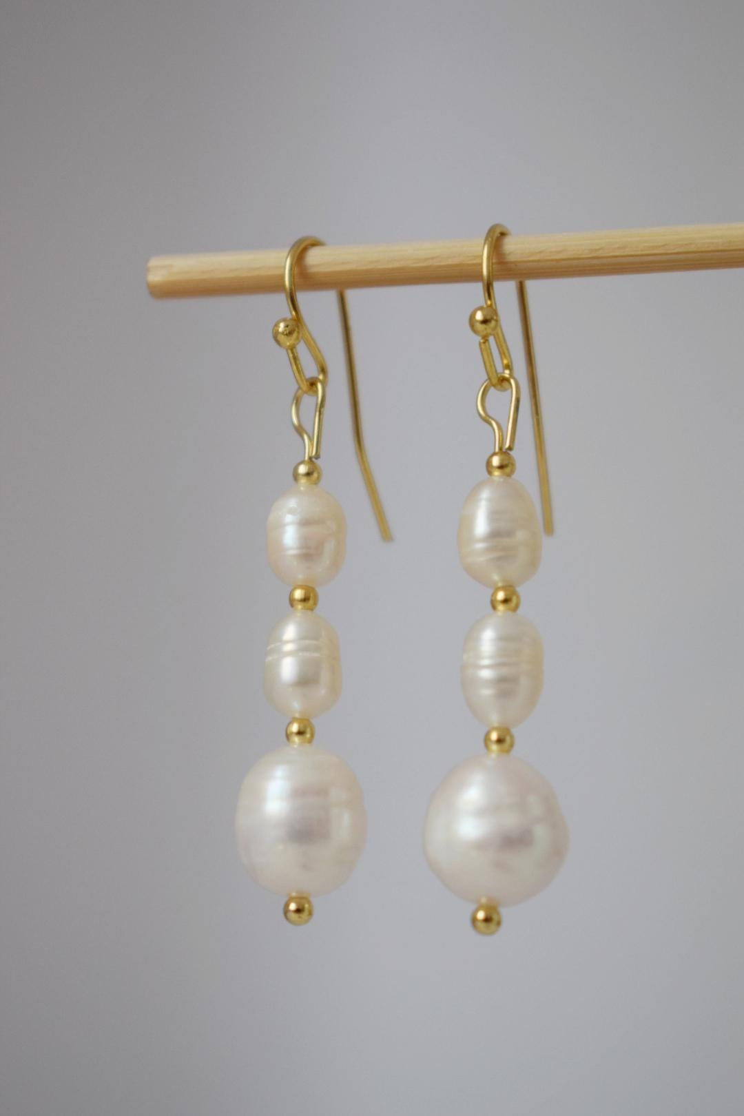 Freshwater Pearl Earrings, Statement Dangle Drop Earrings, 18k Gold Plated Surgical Stainless Steel hooks, Wedding Jewelry, Anniversary Gift