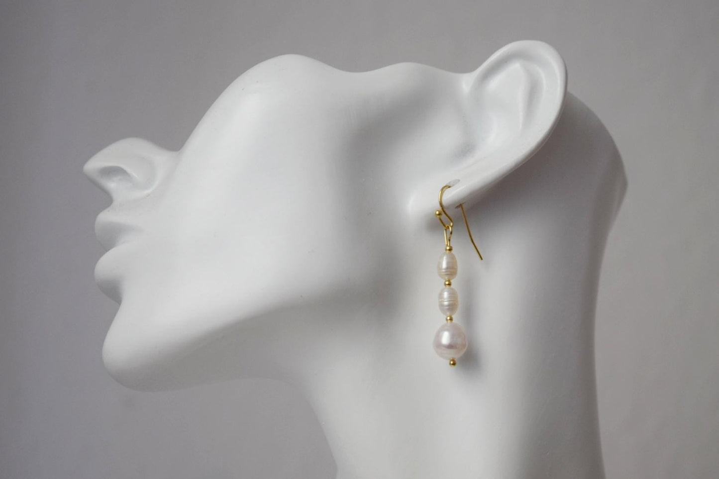 Freshwater Pearl Earrings, Statement Dangle Drop Earrings, 18k Gold Plated Surgical Stainless Steel hooks, Wedding Jewelry, Anniversary Gift