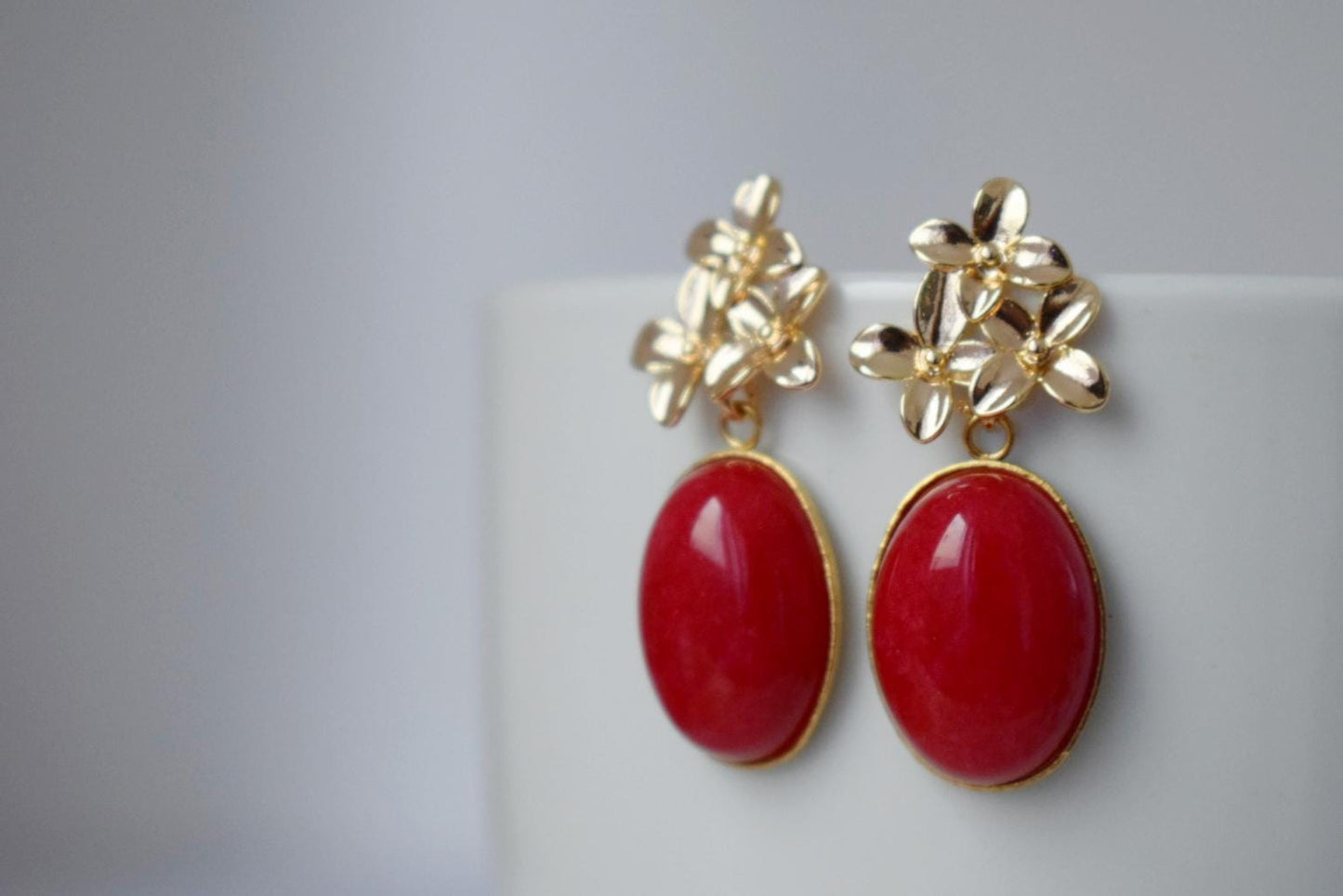 Red jade earrings with 18K gold plated flower stud earrings, Elegant dangle drop gemstone earrings, Art deco jewelry for women, Unique gift