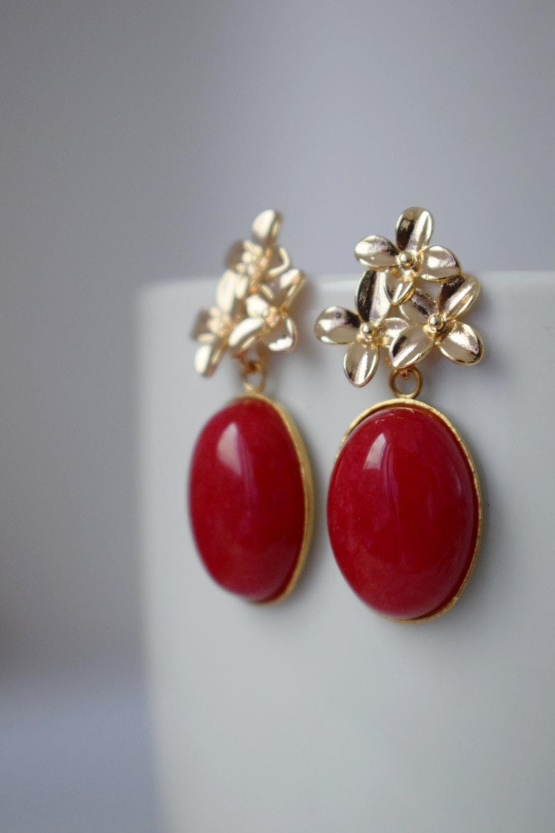 Red jade earrings with 18K gold plated flower stud earrings, Elegant dangle drop gemstone earrings, Art deco jewelry for women, Unique gift