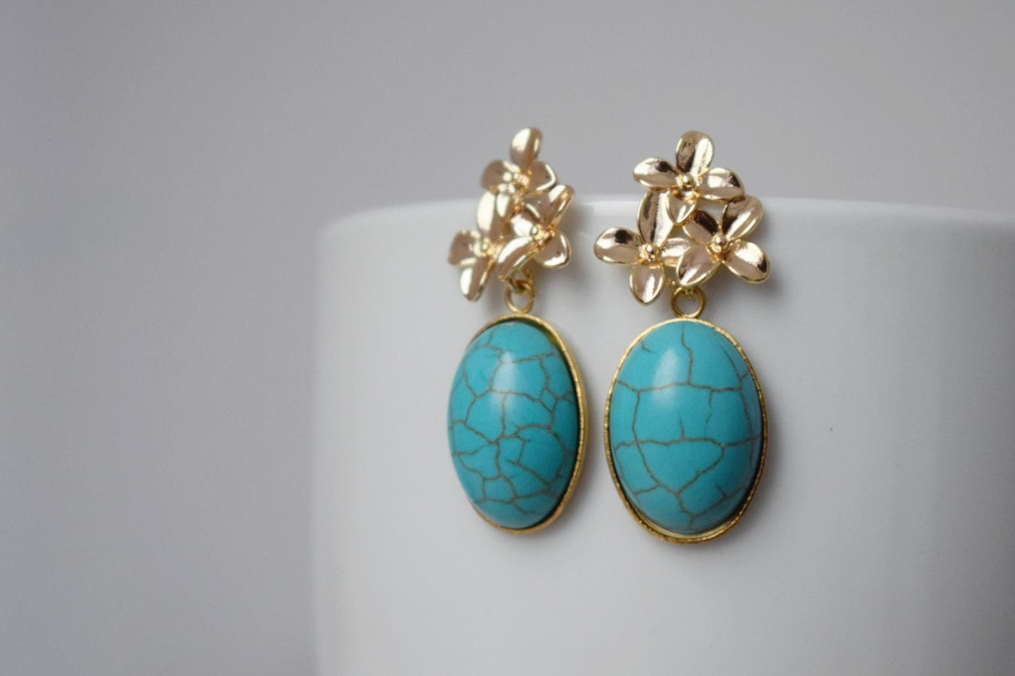Turquoise earrings with 18K gold plated flower stud earrings, Elegant dangle drop gemstone earrings, Art deco jewelry for women, Unique gift